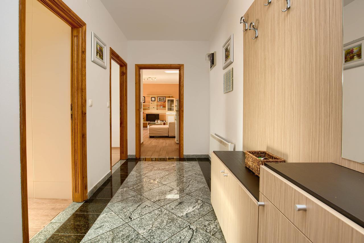 Apartment Mikulic Pula Exterior foto